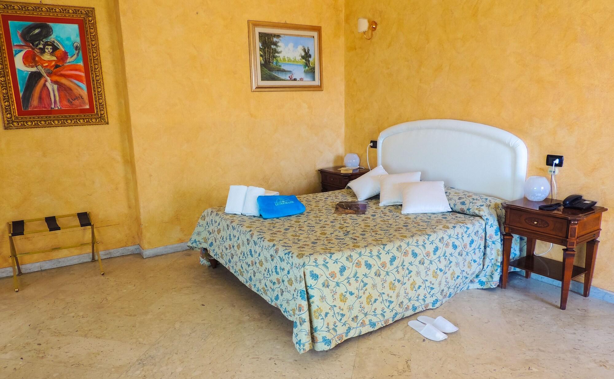 רג'יו די קאלאבריה Hotel Lungomare מראה חיצוני תמונה
